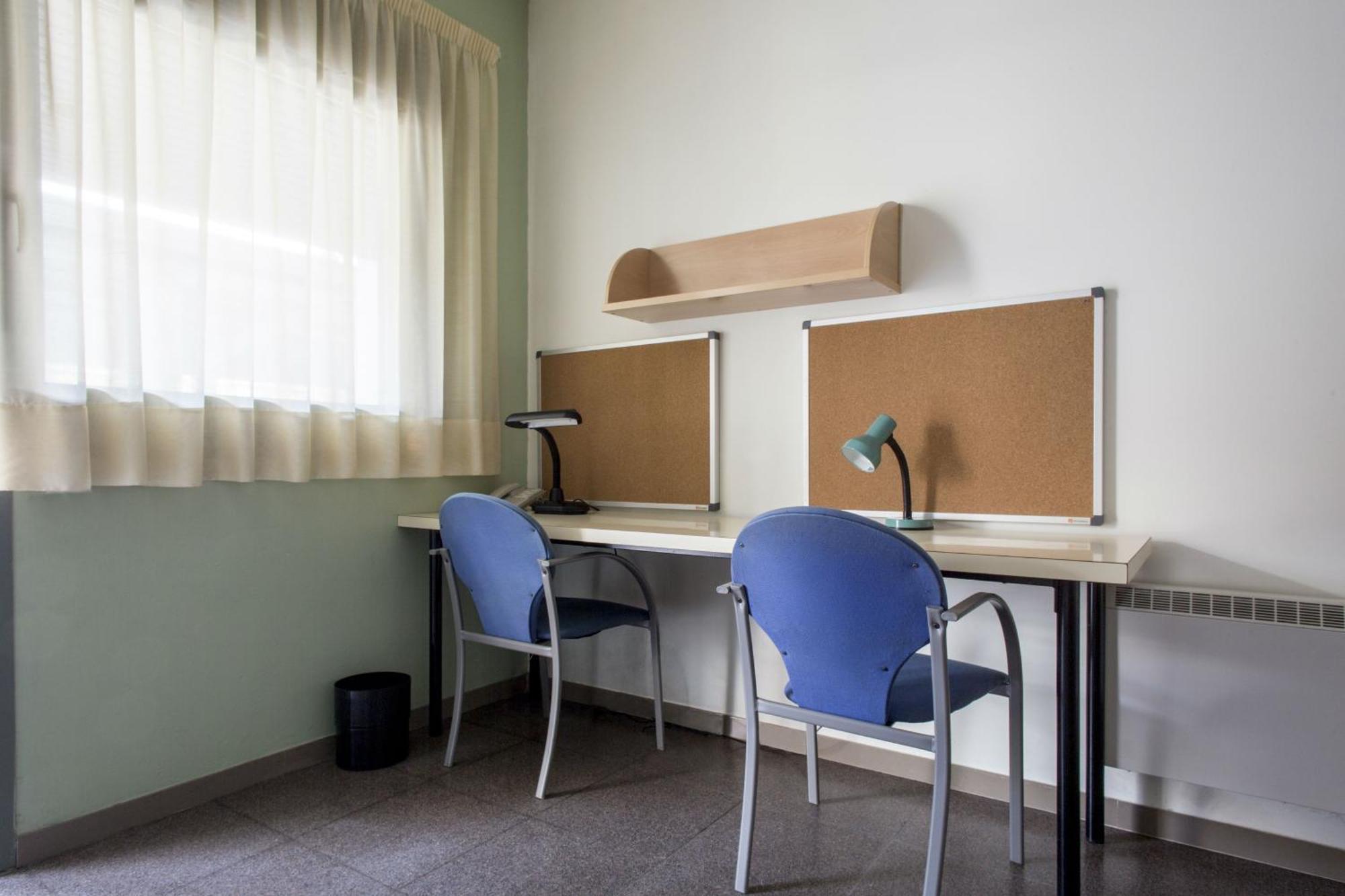 Residencia Universitaria Resa As Burgas Orense Szoba fotó